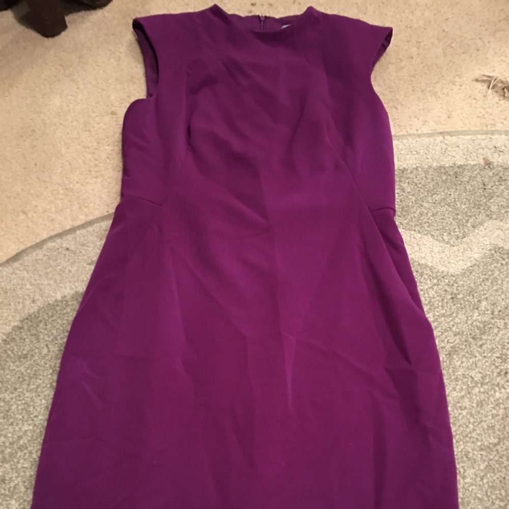 Like & I’ll discount: Antonio Melani sheath dress